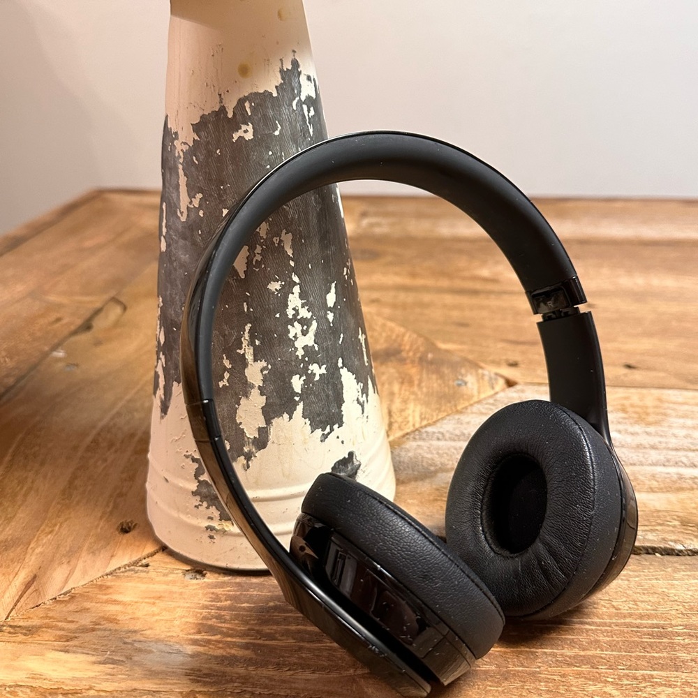 Beats Solo Wireless